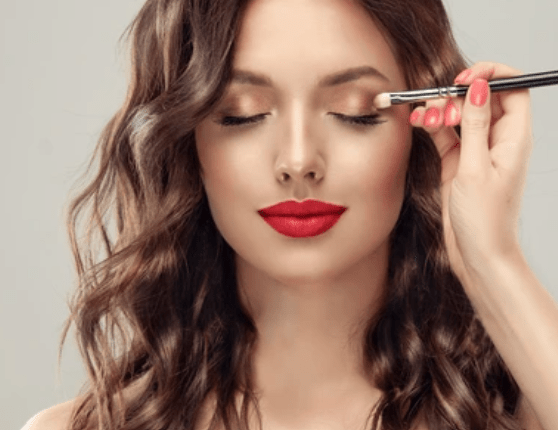 ONEYIOO - 5-in-1 Multi-Color Makeup Palette